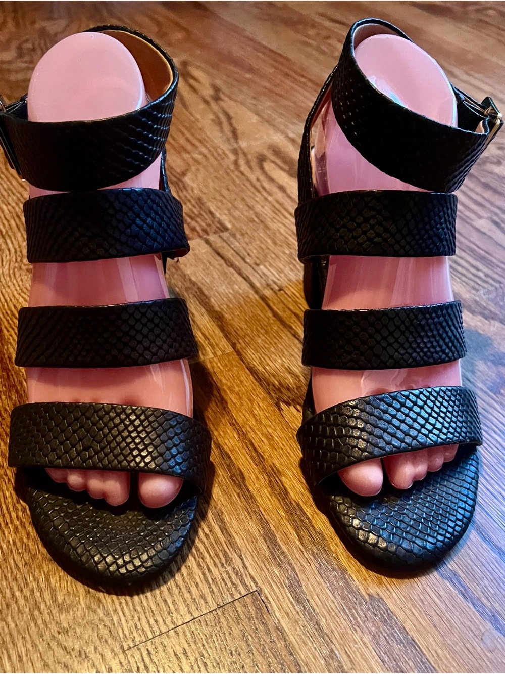 Vionic Black Textured Strappy Block Heel Sandals